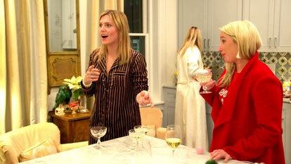 Forget Beer Pong, Southern Charmers Play Prosecco Pong