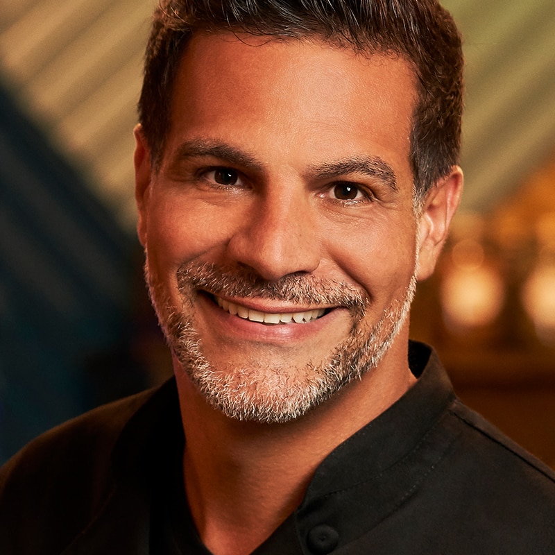 https://www.bravotv.com/sites/bravo/files/2019-12/top-chef-season-17-headshot-angelo-sosa.jpg