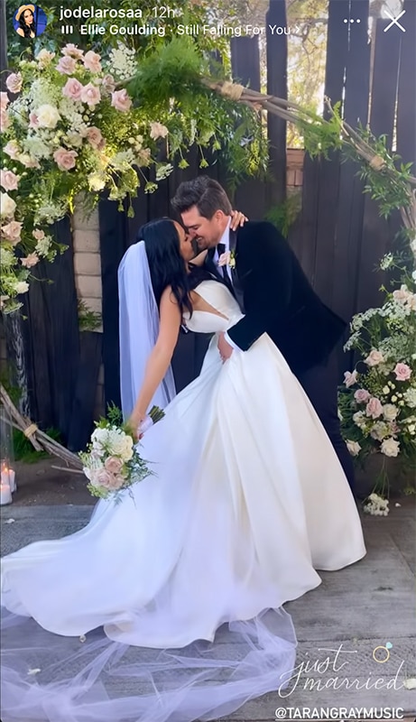 Jo De La Rosa Marries Taran Gray in Winnie Couture Wedding Dress ...