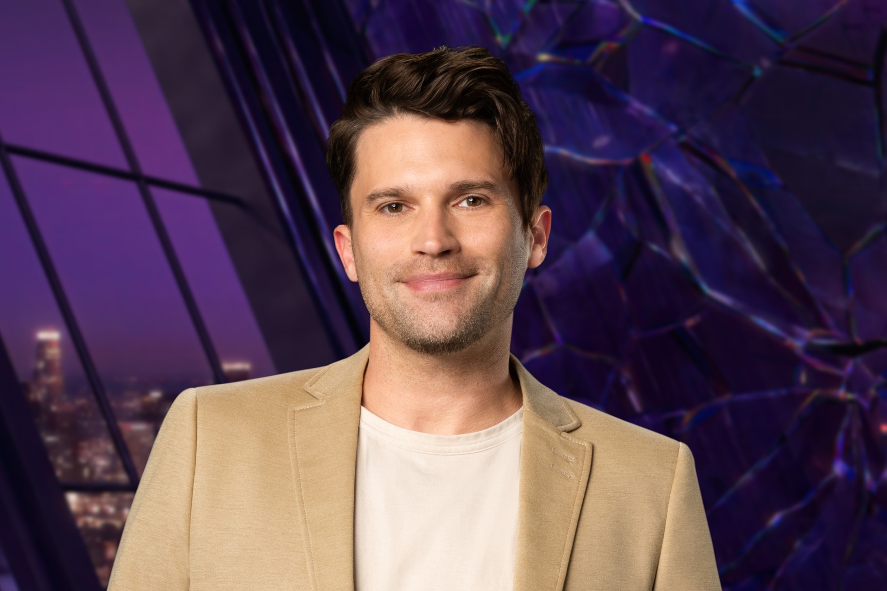 Tom Schwartz Explains Why He Avoids Dating Apps | The Daily Dish