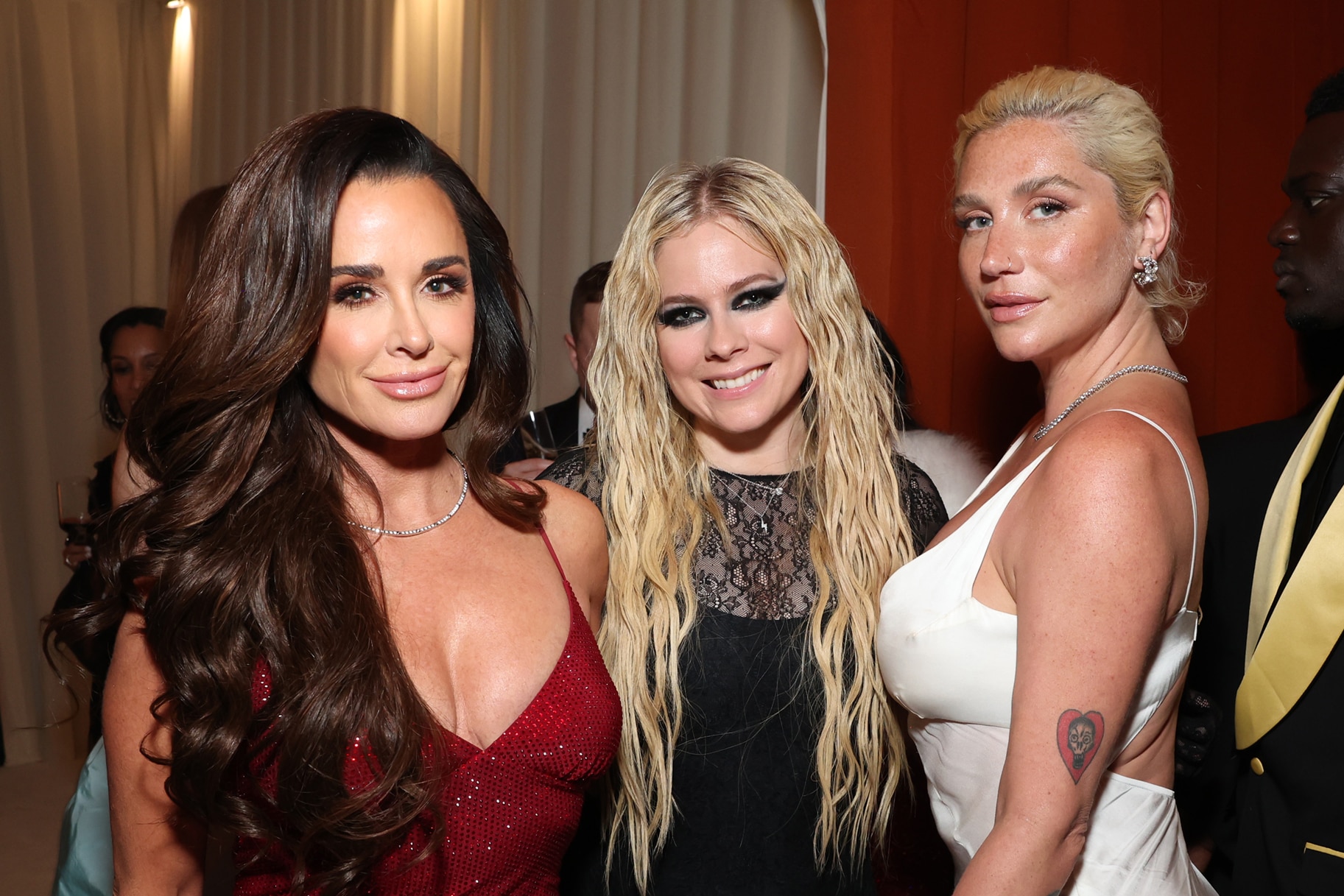 Kyle Richards Hanging with Kesha, Avril Lavigne (PHOTO) | The Daily Dish