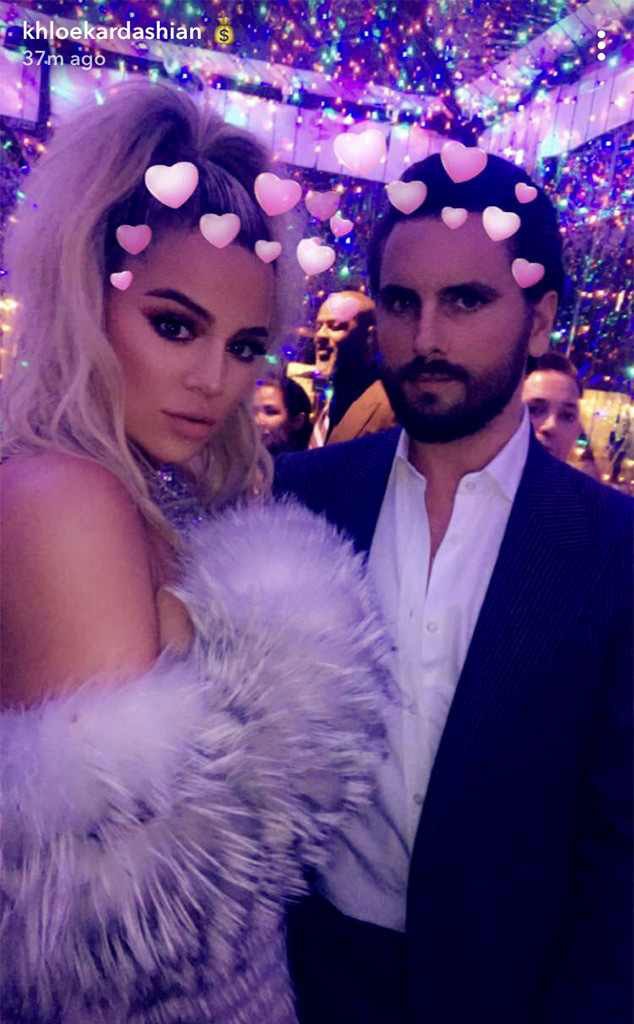 Go Inside Kris Jenner's Epic Holiday Party 2017 Photos | The Daily Dish