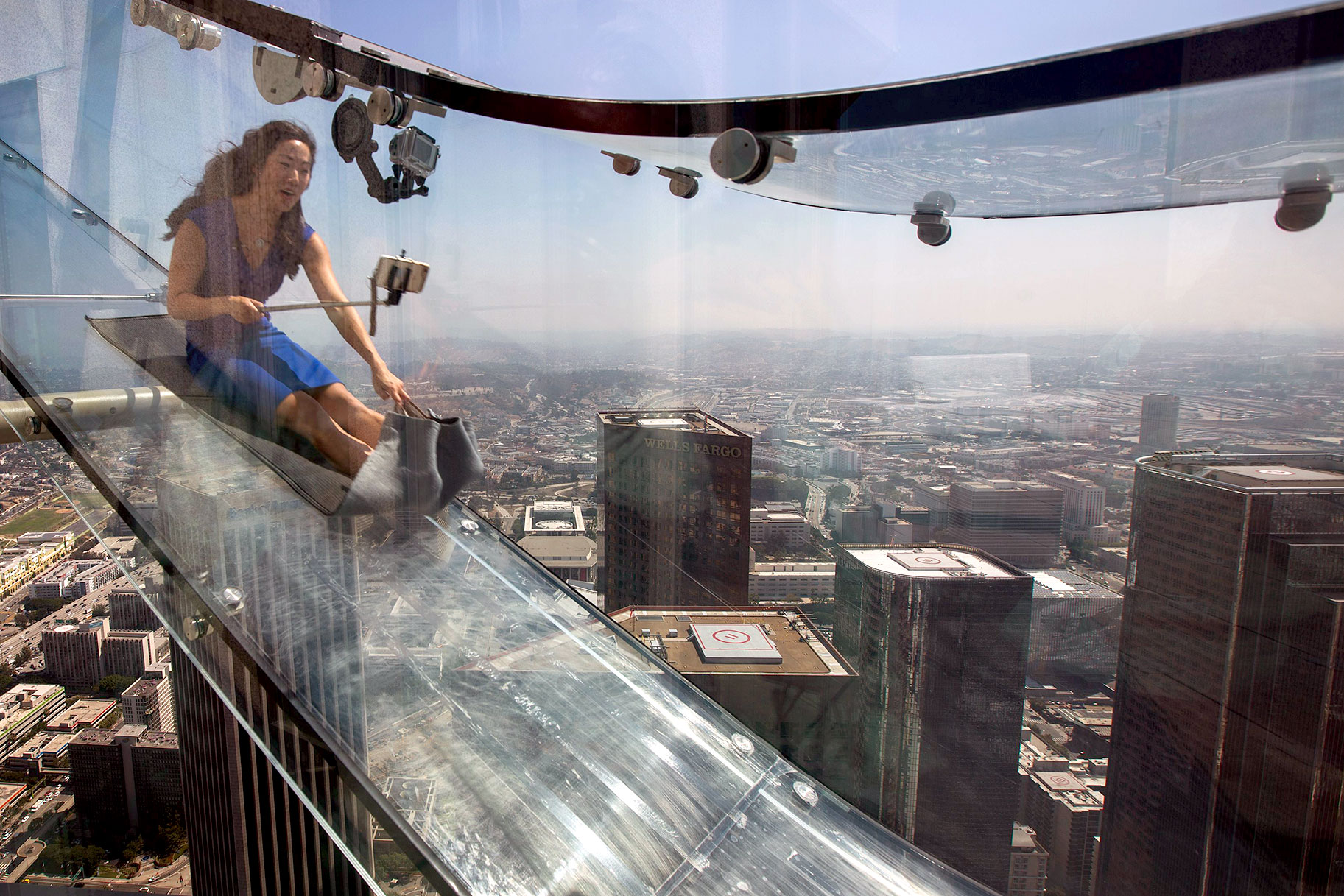 Стеклянная горка Skyslide, Лос-Анджелес, США
