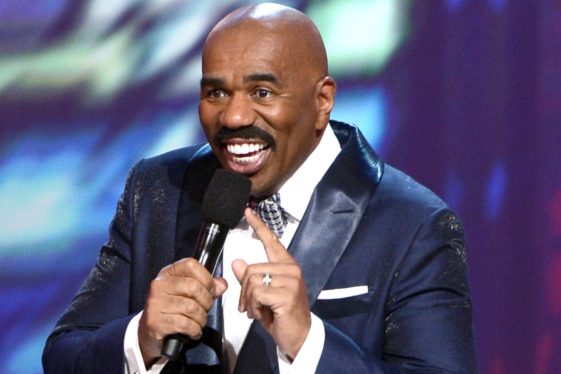 Steve harvey chrislam