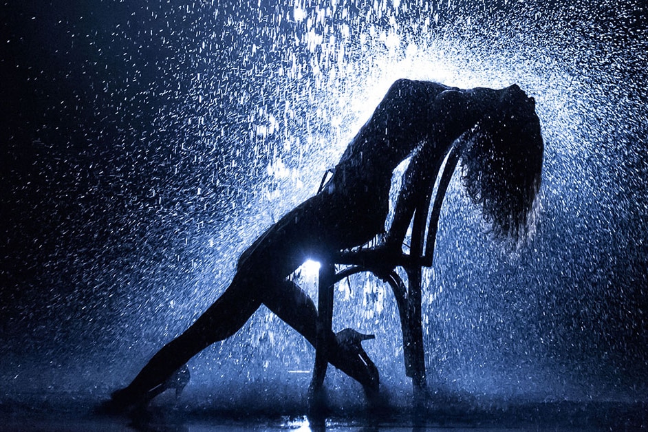 Jennifer Beals Remembers Flashdance with Andy Cohen The Daily Dish