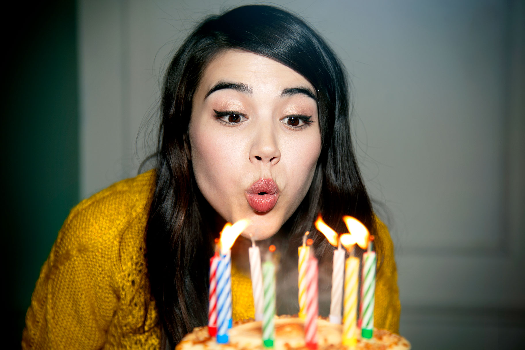 Superstitions busted: Blowing out birthday candles | Daily Sabah
