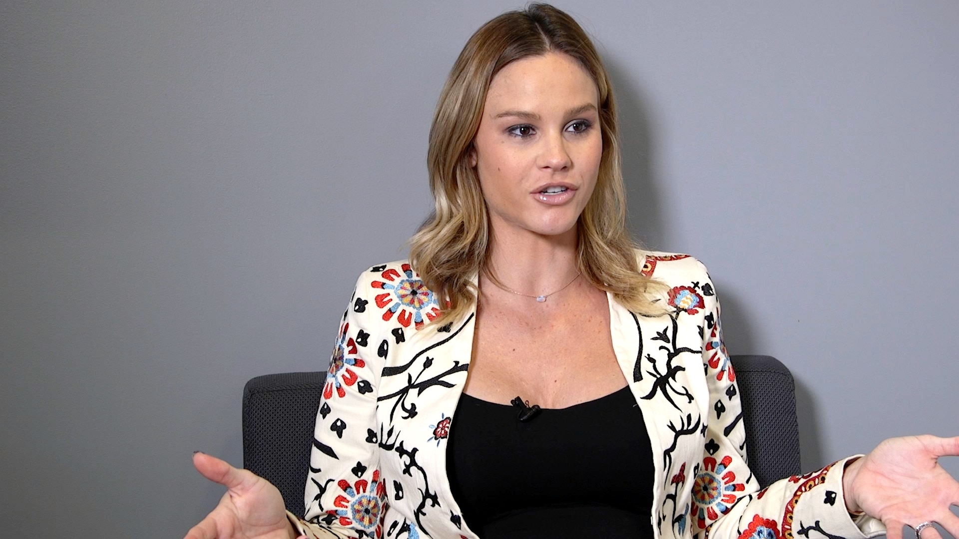 Meghan King Edmonds' Stepdaughter Slams Her Amid Bitter Divorce