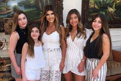 Teresa Giudice, daughters