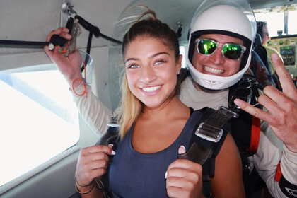 gia-giudice-skydiving