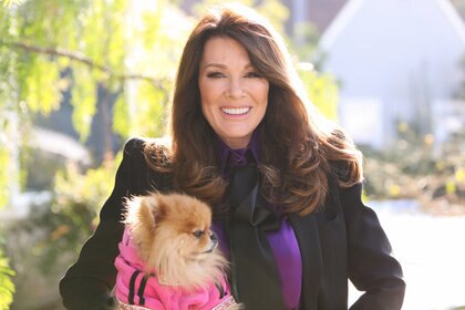 Lisa Vanderpump Cleaning