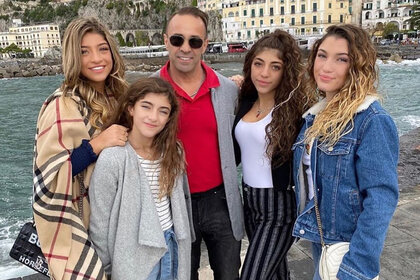 Joe Giudice Missing Daughters Family