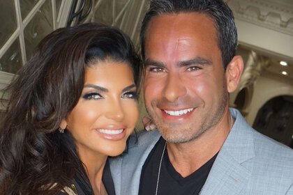 Teresa Giudice Louie Pineapples