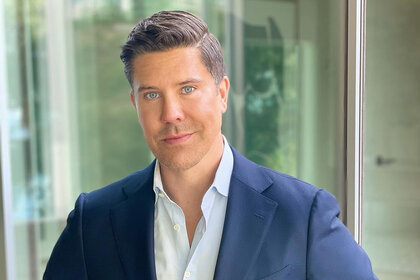 Fredrik Eklund Renting Home