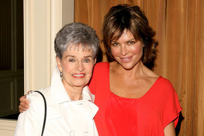 Daily Dish Rhobh Lisa Rinna Lois Rinna