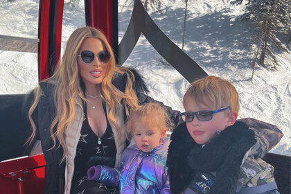 Lisa Hochstein and her kids.