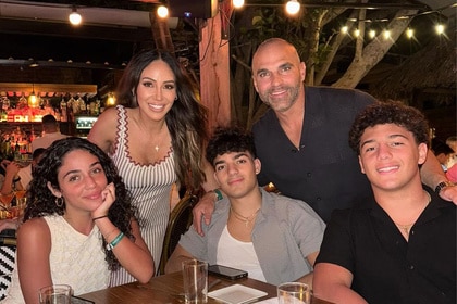 Melissa Gorga, Joe Gorga, Joey Gorga, Gino Gorga, and Antonia Gorga smiling together.