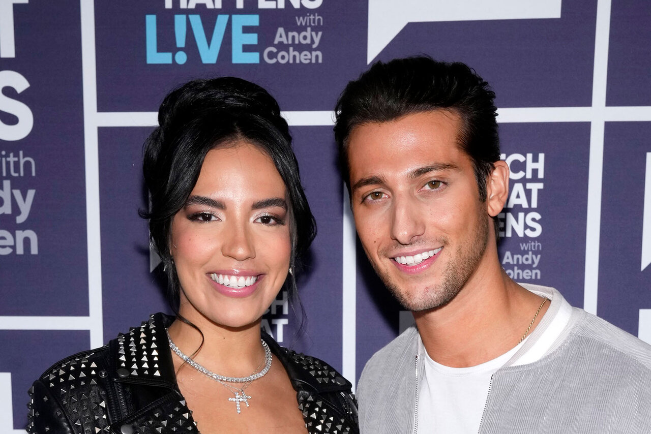 Joe Bradley and Danielle Olivera Are Dating: 'I Get All Giddy