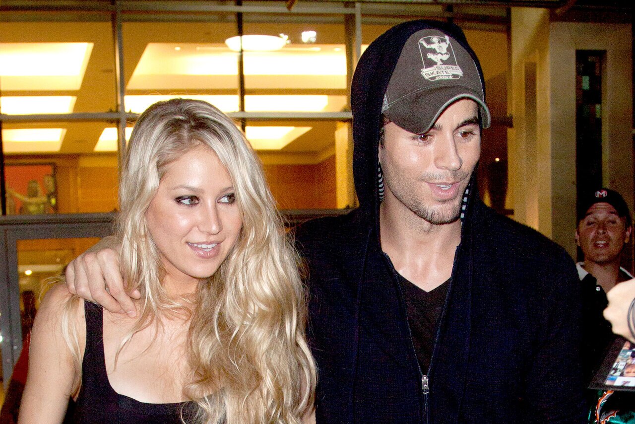 Do Couples Have More Sex After Baby? Enrique Iglesias, Anna Kournikova The Daily Dish pic