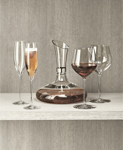 Wine Carafes: Shop Stylish Wine Decanters