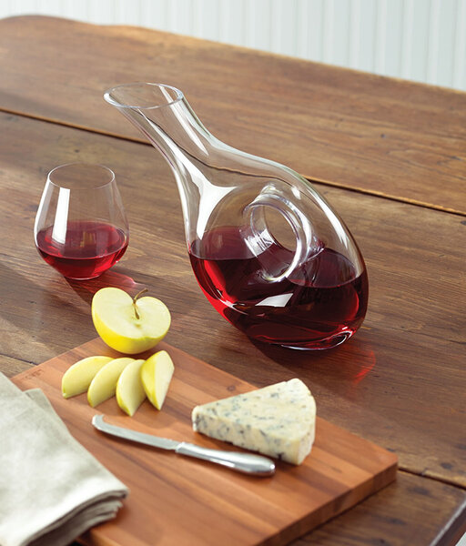 Wine Carafes: Shop Stylish Wine Decanters