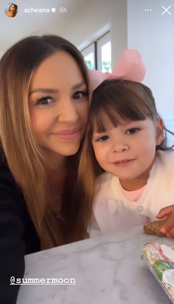 Scheana Shay and her daughter Summer Moon together on Summer's first day of school