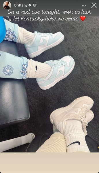 Brittany Cartwright and her son Cruz Cauchi show their shoes while at the airport