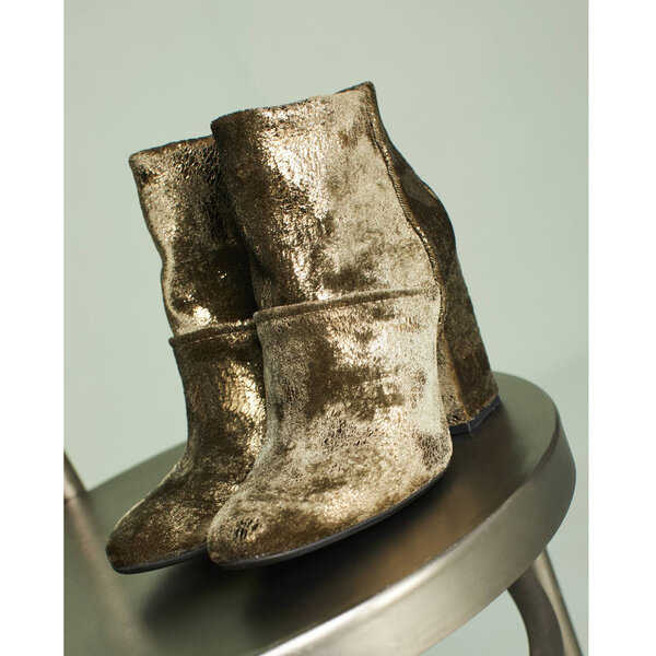 Gold clearance velvet boots