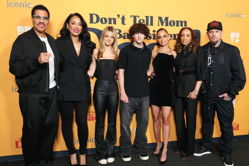 Lionel Richie, Lisa Parigi, Harlow Madden, Sparrow Madden, Nicole Richie, Brenda Harvey-Richie, and Joel Madden at a film premiere together